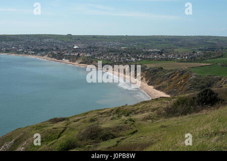 Vues du haut de falaises Ballard sur la baie de Swanage Banque D'Images