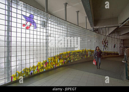 À l'oeuvre Stillwell Avenue station de métro à Coney Island, Brooklyn, New York Banque D'Images