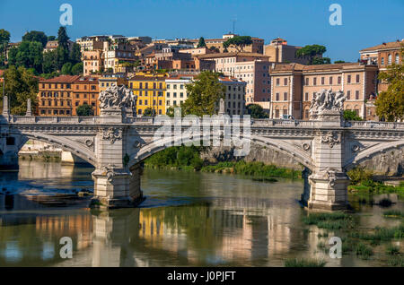 Pont Ponte Vittorio II, Tibre, Rome, Italie, Europe Banque D'Images