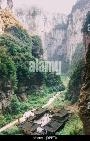 Chongqing, Chine, trois ponts naturels, Wulong ancien pont naturel Scenic Area, Wulong National Park, célèbre vallée en Chine Banque D'Images