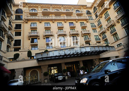 L'atmosphère à l'extérieur Montage Beverely Hills Hotel pour la 12e édition annuelle du triomphe pour le Gala de l'adolescence, le 15 juin 2015 au montage Beverly Hills à Los Angeles, Californie. Banque D'Images