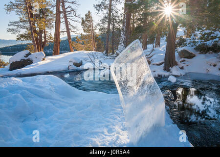 Superbe Lac Tahoe en Californie Banque D'Images