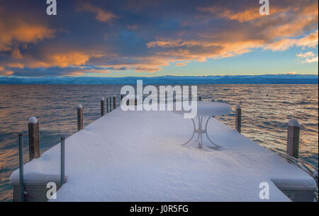 Superbe Lac Tahoe en Californie Banque D'Images