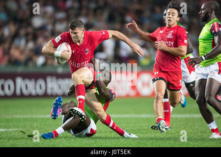 Hong Kong, Chine. 07Th avr, 2017. Bush Mwale (Kenya, 5) et Justin Douglas (Canada, 8) en action au tournoi de rugby à 7 à Hong Kong, Chine, du 09 jusqu'au 09 avril 2017. - Pas de service de fil- Photo : Jürgen Keßler/dpa/Alamy Live News Banque D'Images