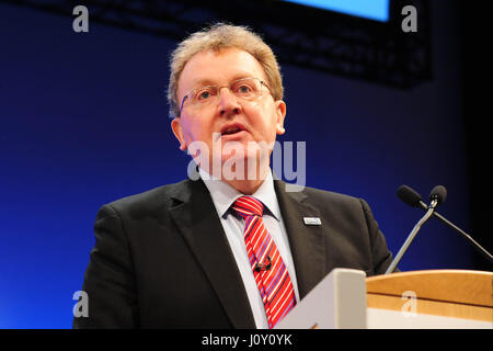 L'Écosse Office Ministre David Mundell, le seul député conservateur en Ecosse, ouvre le deuxième jour de la conférence du parti conservateur écossais à Édimbourg Banque D'Images