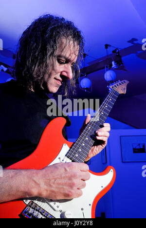 Scott Henderson, Scott Henderson, portrait, guitariste, tribal tech, jazz, fusion, Scott Henderson (né le 26 août 1954) est une fusion de jazz, blues Banque D'Images