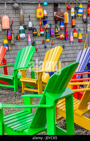 Des bouées à Lunenburg en Nouvelle-Écosse, Canada Banque D'Images