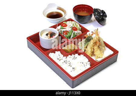 Déjeuner bento japonais set isolé sur fond blanc Banque D'Images