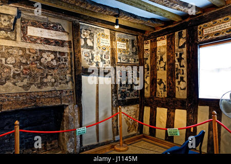 Un musée en plein cœur de Ledbury est dans un mystérieux bâtiment dans Church Lane avec des fresques peintes sur les murs par un artisan inconnu Banque D'Images