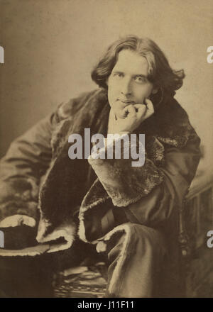 Oscar Wilde (1854-1900), écrivain et poète irlandais, Portrait, 1882 Banque D'Images
