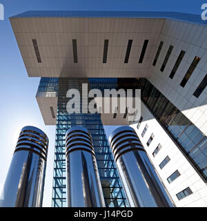 Maison de la grue, l'architecture moderne, Rheinauhafen, Cologne, Rhénanie du Nord-Westphalie, Allemagne, Banque D'Images