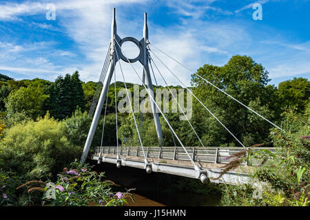 Le nouveau pont, construit Jackfield 1994 pour remplacer un ancien pont en béton, Jackfield, Ironbridge, Shropshire, England, UK. Banque D'Images