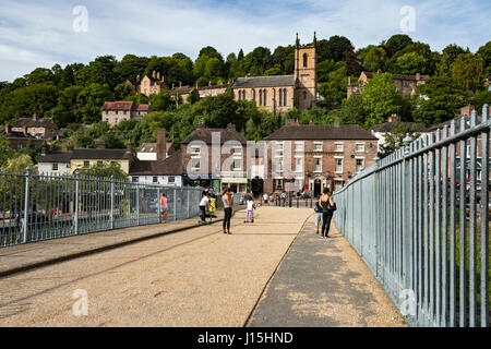 La ville de Liverpool, à partir du pont de fer, Ironbridge Gorge, Shropshire, England, UK. Banque D'Images