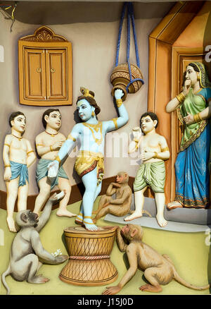 Krishna avec friends eating caillé peinture sur mur, l'Uttar Pradesh, Inde, Asie Banque D'Images