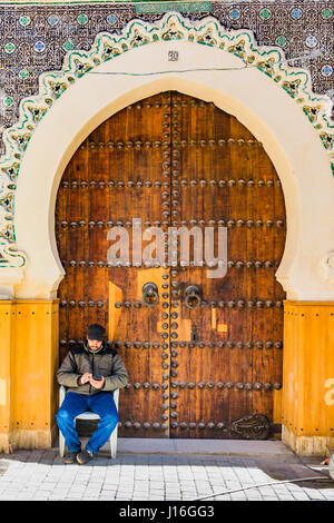 L'Arabe somptueux porte, Fes, Maroc, Afrique du Nord Banque D'Images