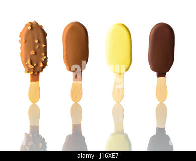 La crème glacée en Collage avec Stick et isolé sur fond blanc Banque D'Images