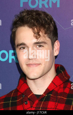 Pasadena, CA, USA. 10 janvier, 2017. LOS ANGELES - jan 10 : Charlie Depew au Disney/ABC TV Hiver 2017 TCA Partie Langham Hotel le 10 janvier 2017 à Pasadena, CA Crédit : Kathy Hutchins/via Zuma Zuma/fil Wire/Alamy Live News Banque D'Images