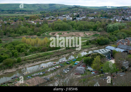 Lewes. Sussex . Vue de la rivière Ouse, travail de la terre Coeur de roseaux par Chris Drury et alentours Banque D'Images