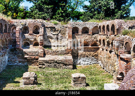 Nécropole romaine d'un columbarium à Ostia Antica - Rome , Italie Banque D'Images