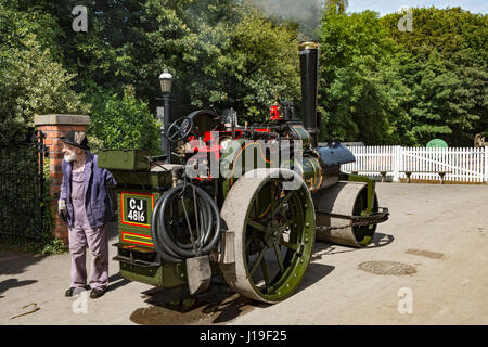 'Billy', un 1903 Aveling & machine à vapeur à la ville victorienne de Blists Hill, près de Madeley, Shropshire, England, UK. Banque D'Images