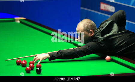 Graeme Dott sur cinq jours du championnat du monde de snooker Betfred à The Crucible Theatre, Sheffield. Banque D'Images