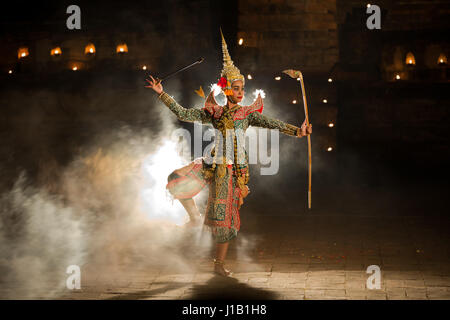 KHON THAI Caractère Rama dans le Ramayana story en littérature thaï est la danse du masque du meilleur de la Thaïlande. Banque D'Images