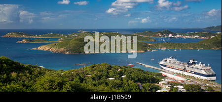 Avis de Charlotte Amalie Harbor de Paradise Point, St Thomas, Îles Vierges Américaines Banque D'Images