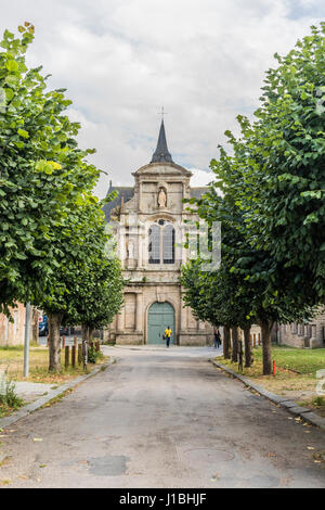 Jardin Anglais Basilique Saint-Sauveur, Dinan, Bretagne, France Banque D'Images