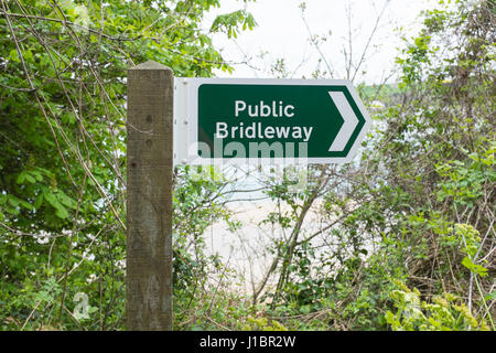 Panneau indiquant aux bridleway sur une voie dans le Devon Banque D'Images