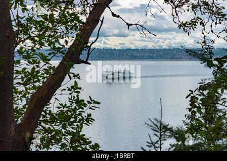 Ferry Crossing Puget Sound près de Seattle Banque D'Images