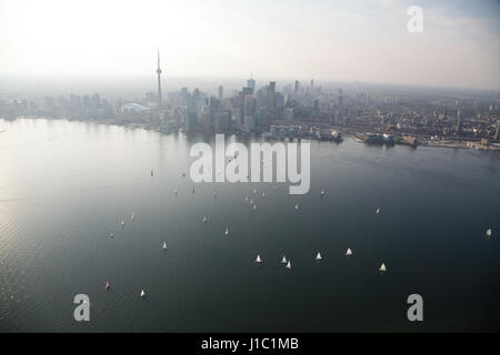 Point de vue de du centre-ville de Toronto à partir de jusqu'au-dessus. Banque D'Images