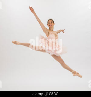Caucasian woman danse classique Banque D'Images