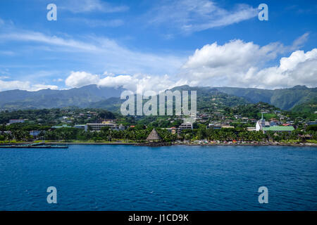 Papeete vue sur la ville de la mer, Tahiti, Polynésie Française Banque D'Images