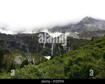 Luorong Ferme de Daocheng County, Sichuan Province, China Banque D'Images