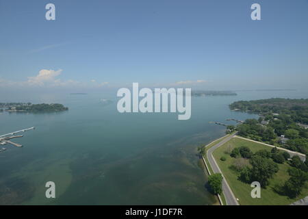 Vue du monument perrys sur Put-in-Bay Island en Ohio Banque D'Images