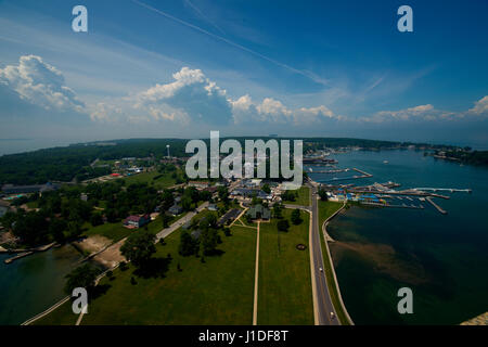 Vue du monument perrys sur Put-in-Bay Island en Ohio Banque D'Images