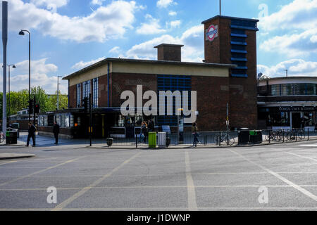 Station Turnpike Lane Banque D'Images