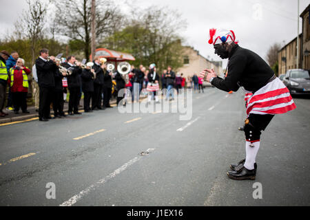 Le Britannia de coprah danseurs , une troupe de danseurs, Lancastre clog dance par Bacupon Le samedi de Pâques 2017 Banque D'Images