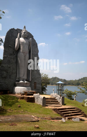 Avukana giritale giritale réplique bouddha-north central province Sri lanka Banque D'Images