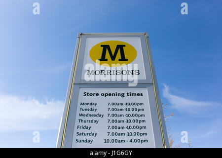 L'extérieur du supermarché Morrisons , Oswestry Banque D'Images