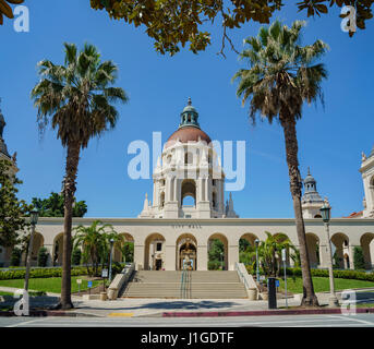 La belle scène de l'après-midi l'Hôtel de Ville de Pasadena, Los Angeles, Californie Banque D'Images