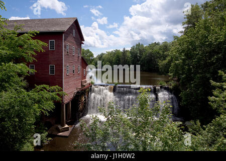 Grist Mill avec Dam Banque D'Images