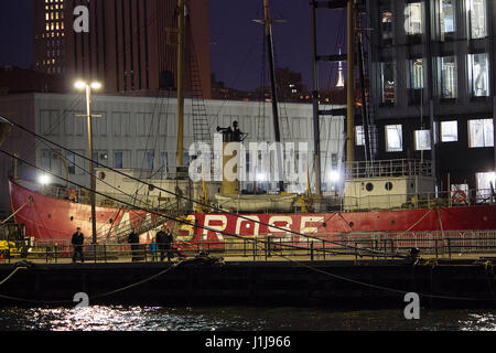 United States Vintage des navires de guerre à la retraite- Banque D'Images