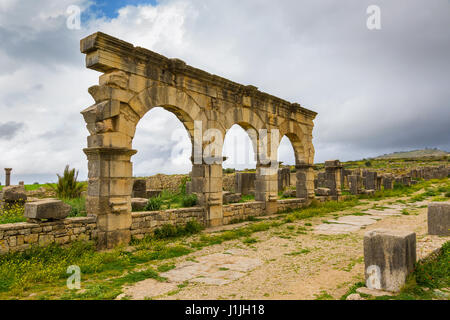 Fouilles de la ville romaine dans l'archéologique de Volubilis, au Maroc. Banque D'Images