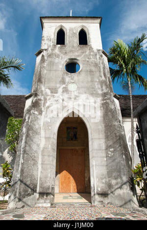 L'entrée de la cathédrale historique de Saint Francis Xavier en ville de Nassau (Bahamas). Banque D'Images