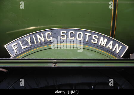 Vue rapprochée de la PLAQUE CONSTRUCTEUR DES FLYING SCOTSMAN PATRIMOINE PROTÉGÉ locomotive à vapeur Banque D'Images