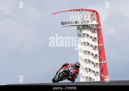 Austin, Texas, États-Unis. 22 avr, 2017. Jorge Lorenzo de l'Espagne et l'équipe Ducati MotoGp en action pendant la Red Bull Grand Prix des États-Unis des Amériques - Essais libres sur le circuit des Amériques le 21 avril 2017 à Austin, Texas. Crédit : marco iorio/Alamy Live News Banque D'Images