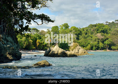 Playa Manuel Antonio de Parc National Manuel Antonio Costa Rica Côte Pacifique Banque D'Images