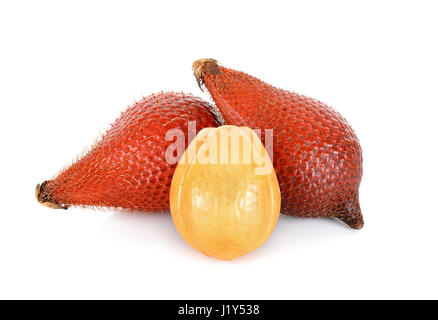 Salak Salacca zalacca fruits, isolé sur le fond blanc. Banque D'Images