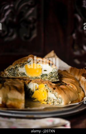 Une boulangerie juste paqualina tart, excellent choix pour un repas complet et sain pour toute l'année. Banque D'Images